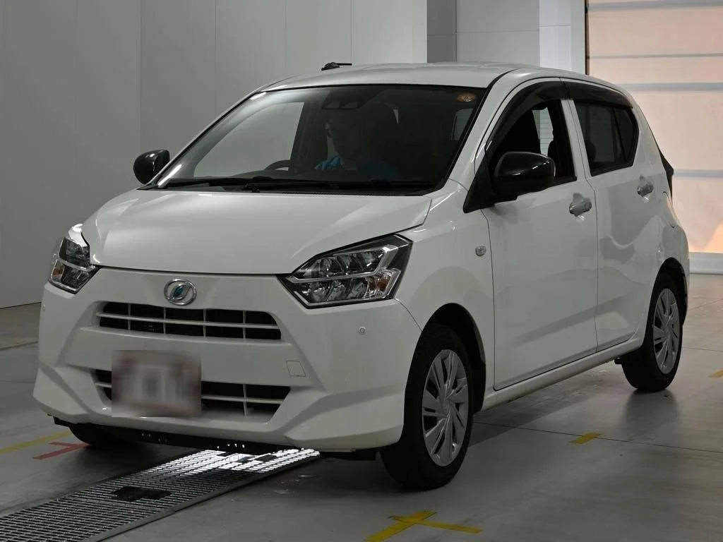 Daihatsu Mira e:S LA350S 2021